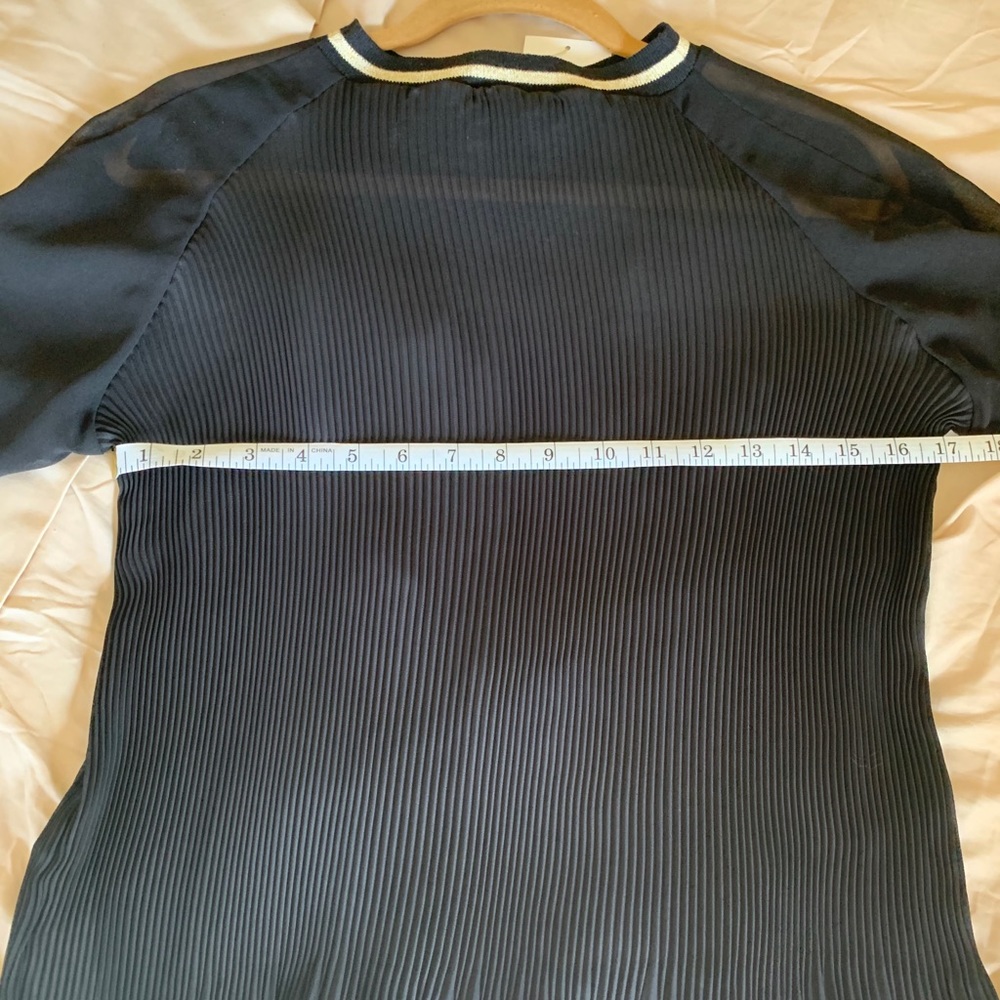 Zara sheer pleated top - Picture 3 of 4